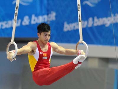 Khởi tranh Giải thể dục dụng cụ trẻ và nhóm tuổi năm 2015